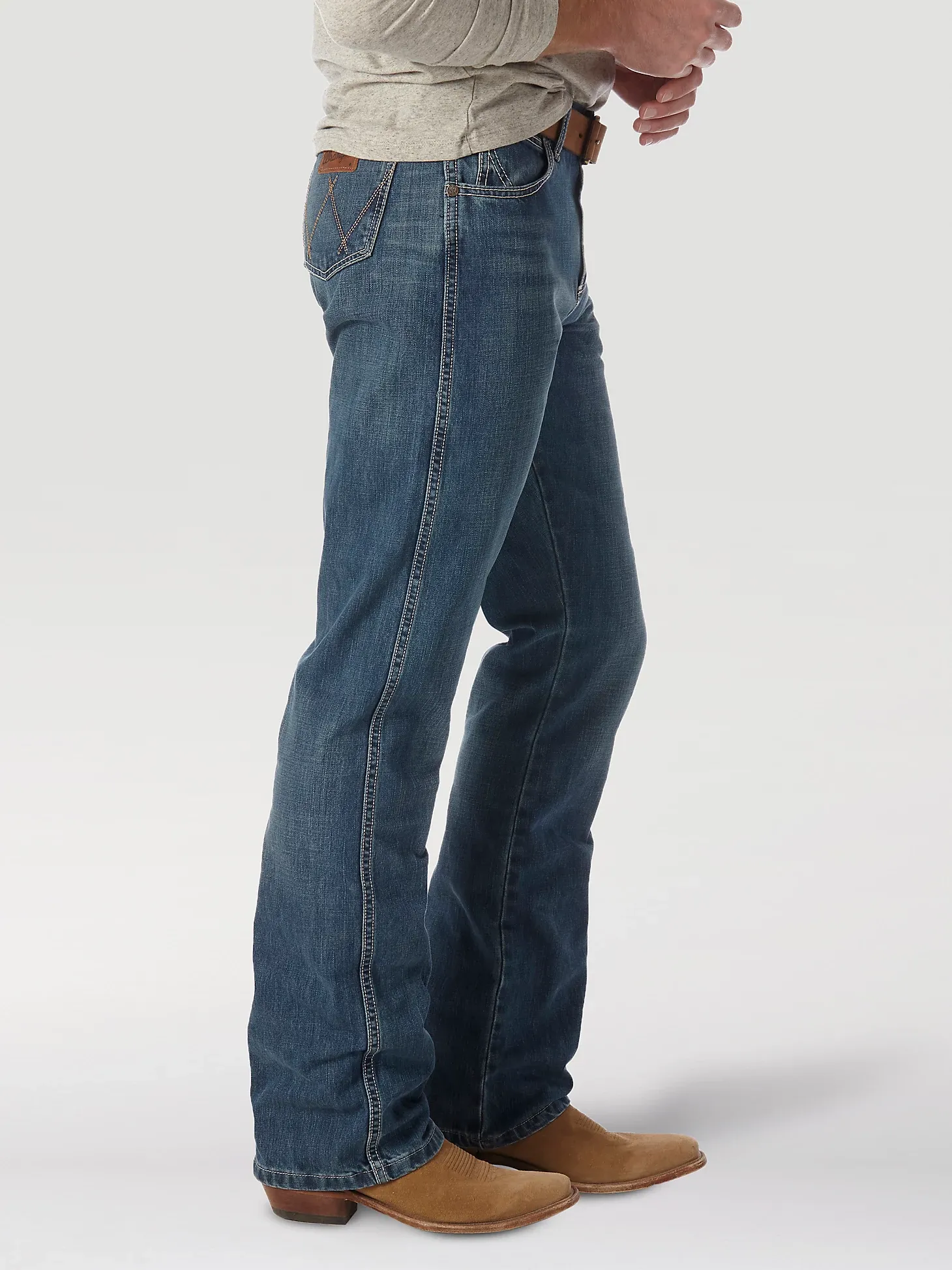 MEN'S WRANGLER RETRO® RELAXED FIT BOOTCUT JEAN IN ROCKY TOP : WRT20RT