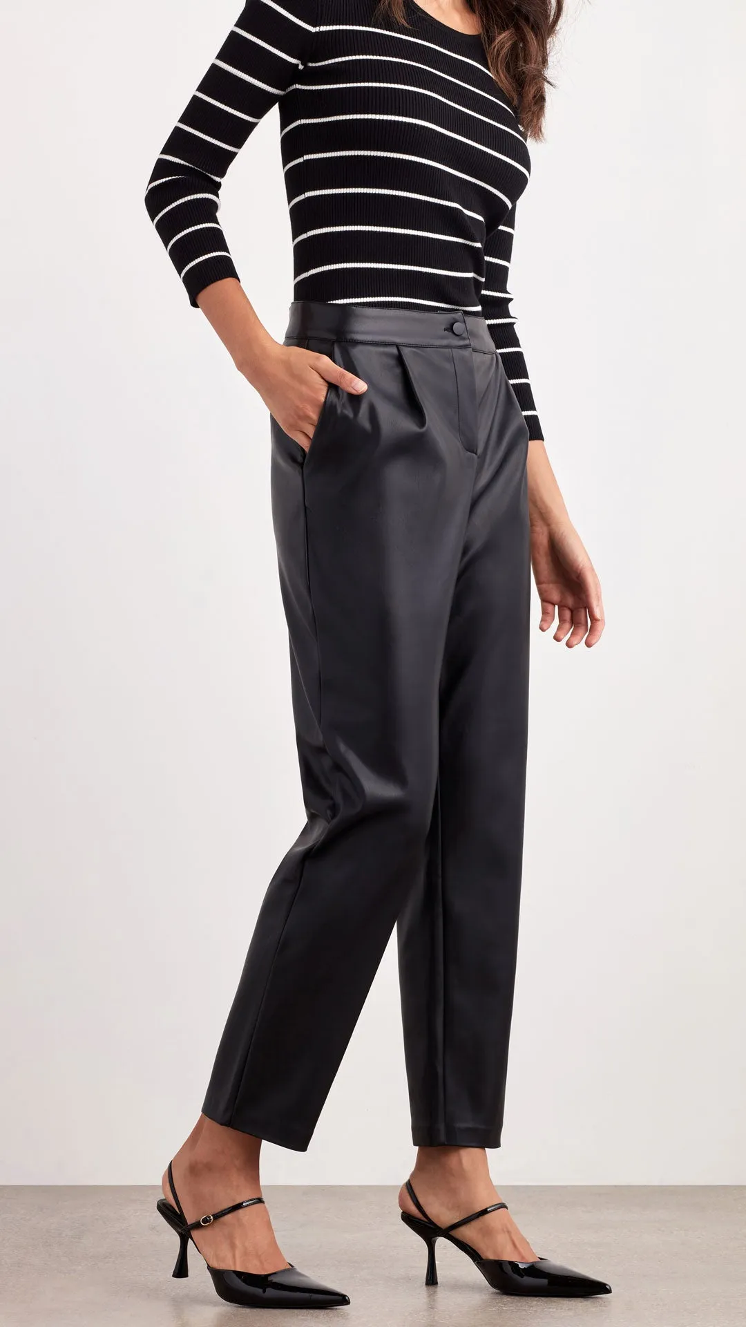 PLEATED FAUX LEATHER PANT