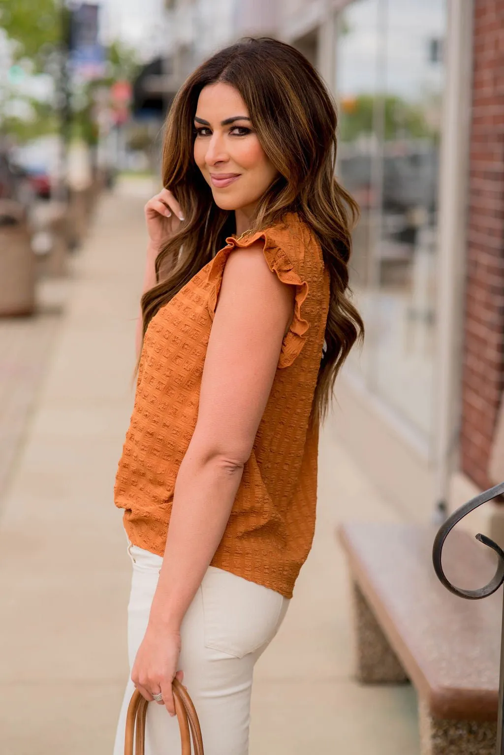 Subtle Textured Flutter Trim Tank