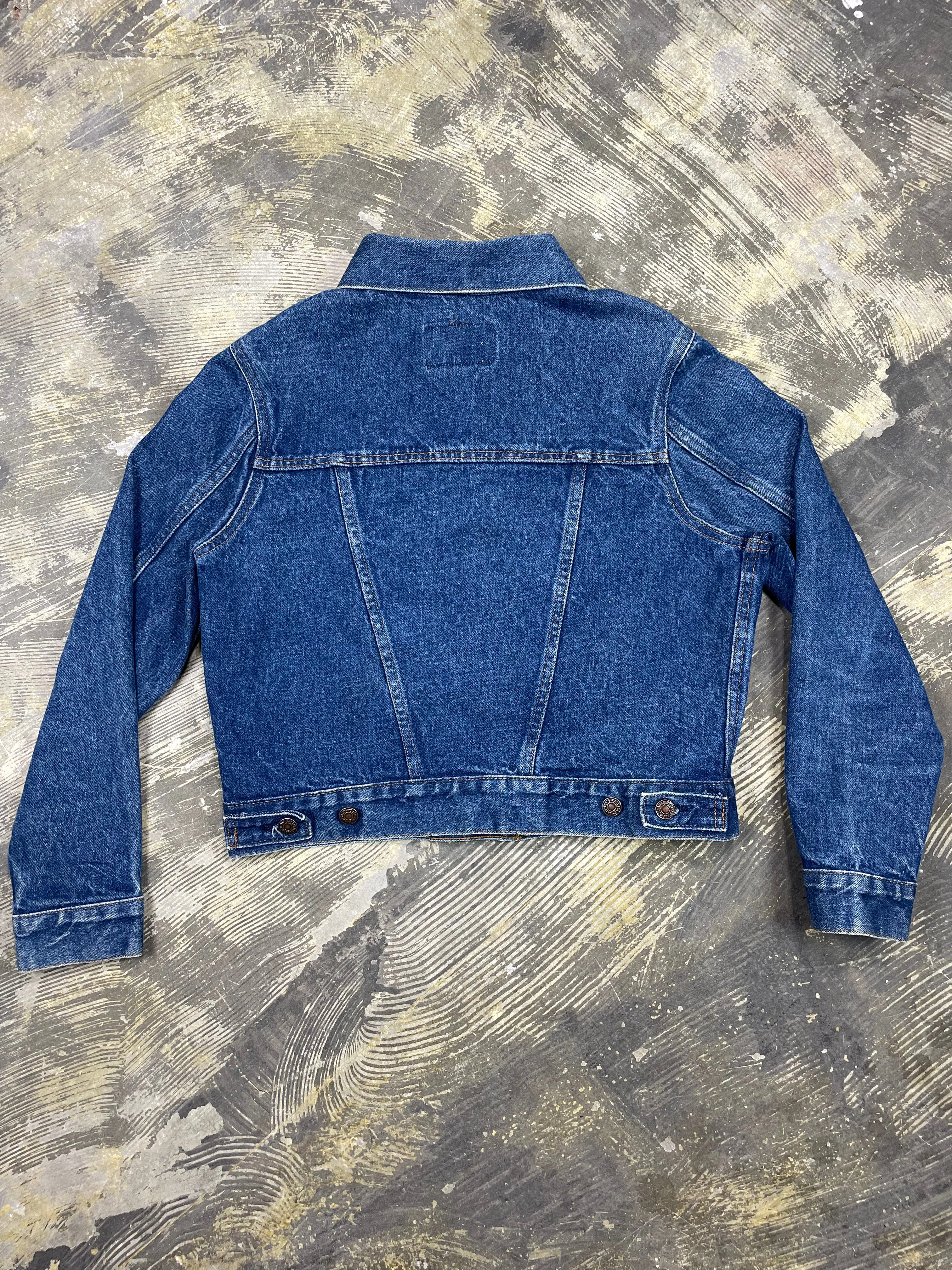 Vintage Levi 2-Pocket USA Indigo Denim Trucker Jacket (JYJ-143)